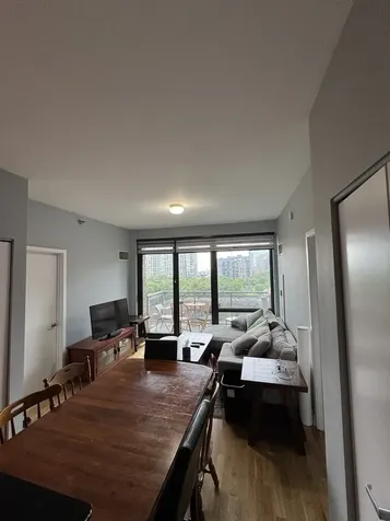 1 East 8th Street Chicago IL 60605