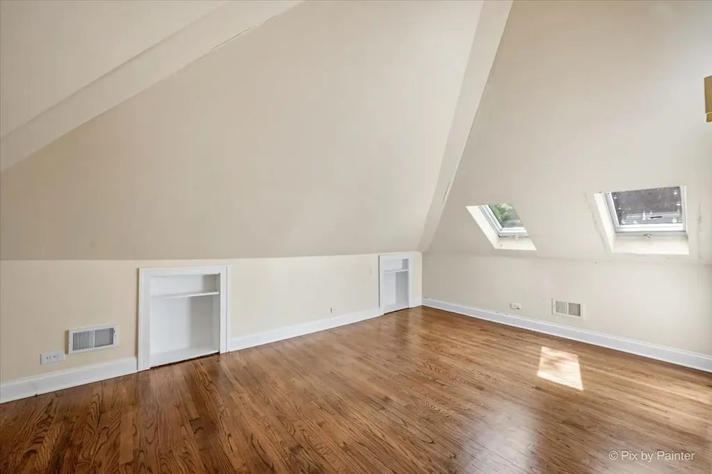 6840 South Constance Avenue Chicago IL 60649