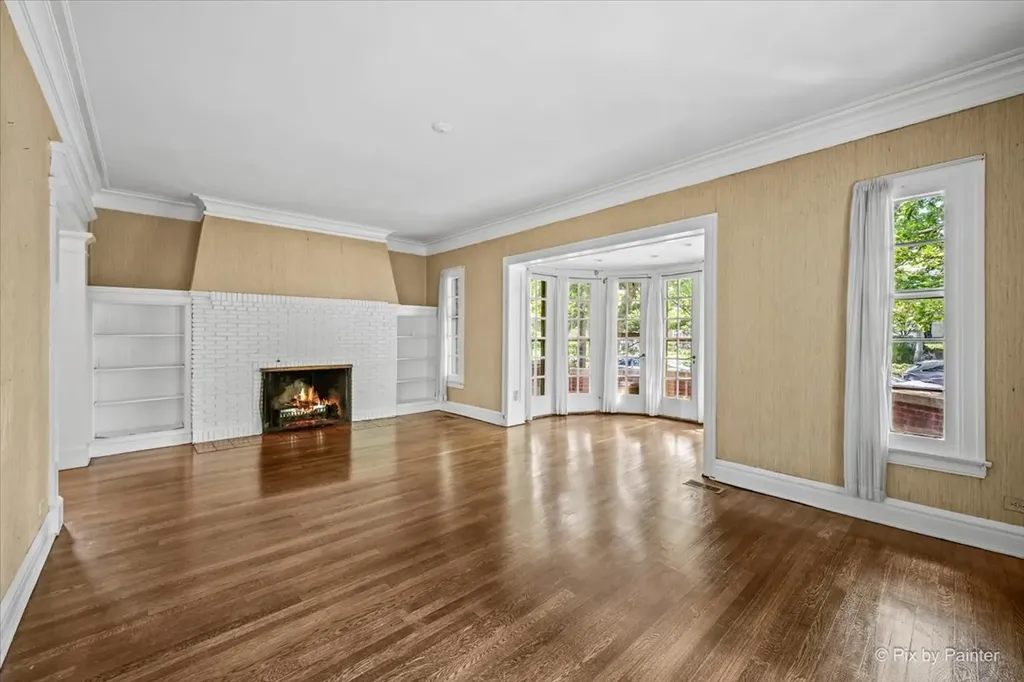 6840 South Constance Avenue Chicago IL 60649