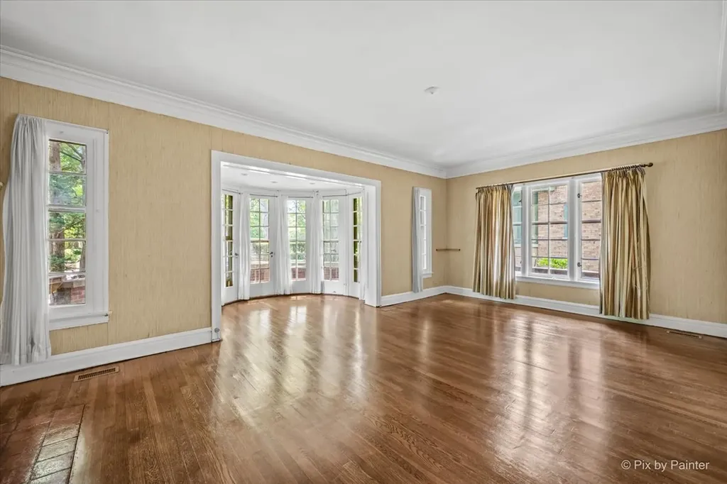 6840 South Constance Avenue Chicago IL 60649