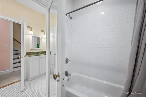 6840 South Constance Avenue Chicago IL 60649