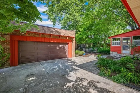 6840 South Constance Avenue Chicago IL 60649