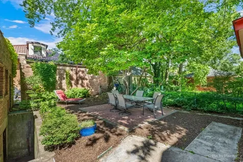 6840 South Constance Avenue Chicago IL 60649