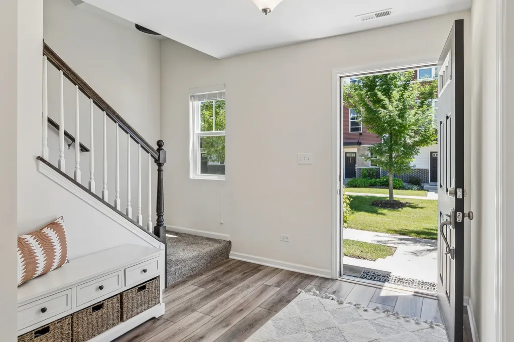 4150 Irving Road Aurora IL 60504