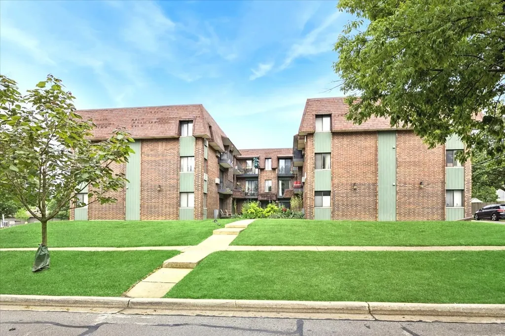 4944 Douglas Road Downers Grove IL 60515
