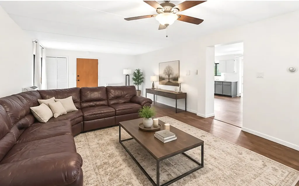 4944 Douglas Road Downers Grove IL 60515