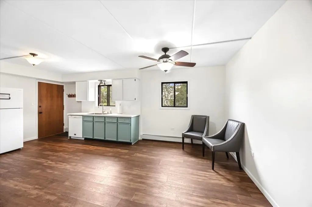 4944 Douglas Road Downers Grove IL 60515