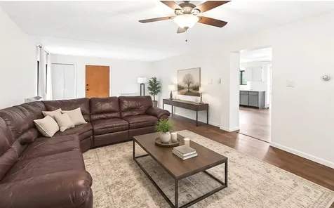 4944 Douglas Road Downers Grove IL 60515