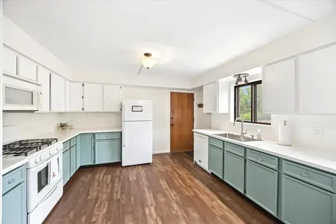 4944 Douglas Road Downers Grove IL 60515