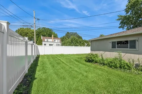 912 North Kaspar Avenue Arlington Heights IL 60004