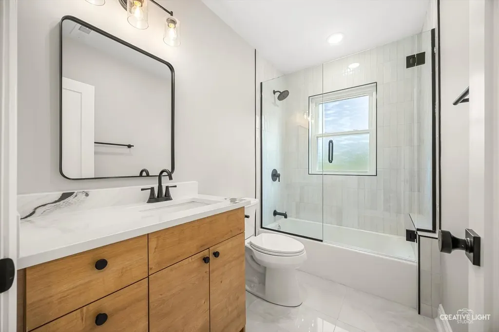 4633 Wolf Road Western Springs IL 60558