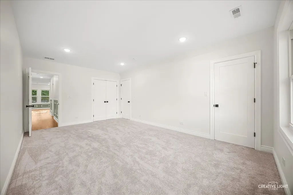 4633 Wolf Road Western Springs IL 60558