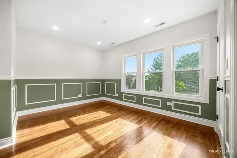 4633 Wolf Road Western Springs IL 60558