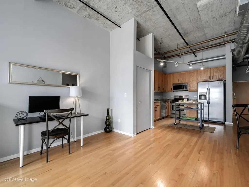 933 West Van Buren Street Chicago IL 60607