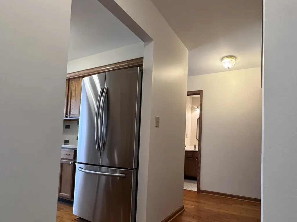 440 Raintree Court Glen Ellyn IL 60137