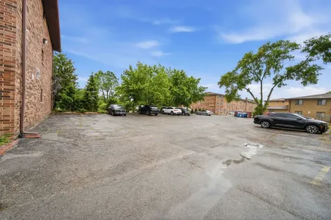 9812 Sayre Avenue Chicago Ridge IL 60415