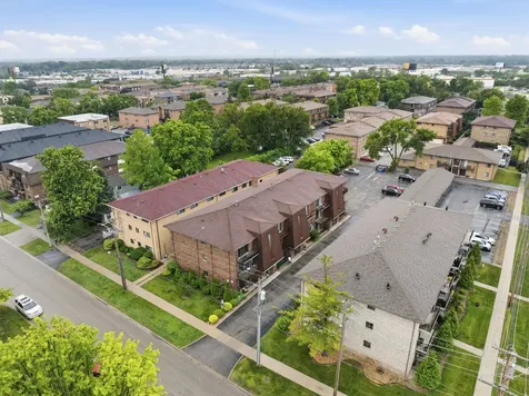 9812 Sayre Avenue Chicago Ridge IL 60415