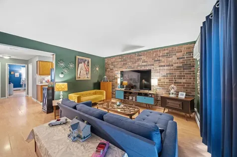 9812 Sayre Avenue Chicago Ridge IL 60415