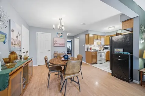 9812 Sayre Avenue Chicago Ridge IL 60415