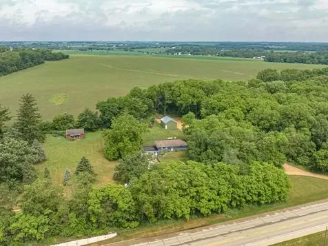 7272 North Il Route 2 Leaf River IL 61047