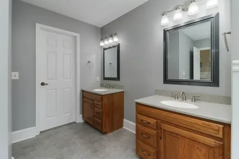 3010 Thornwood Lane Bloomington IL 61704