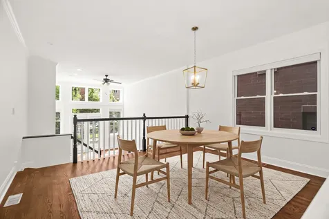 3928 North Greenview Avenue Chicago IL 60613
