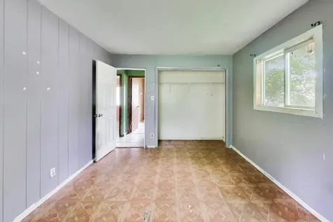 619 Parkside Circle Streamwood IL 60107