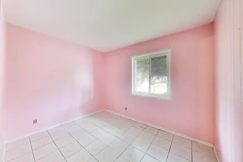 619 Parkside Circle Streamwood IL 60107