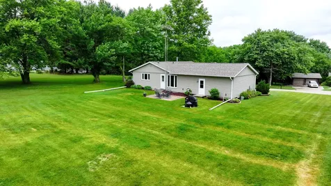 24165 Hillcrest Drive Sterling IL 61081