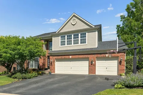 230 Ian Avenue New Lenox IL 60451