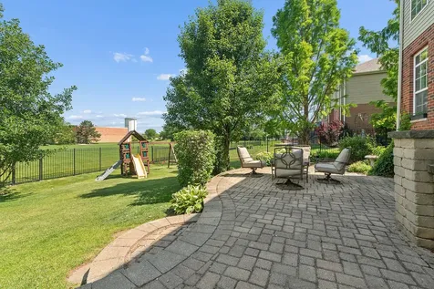 230 Ian Avenue New Lenox IL 60451