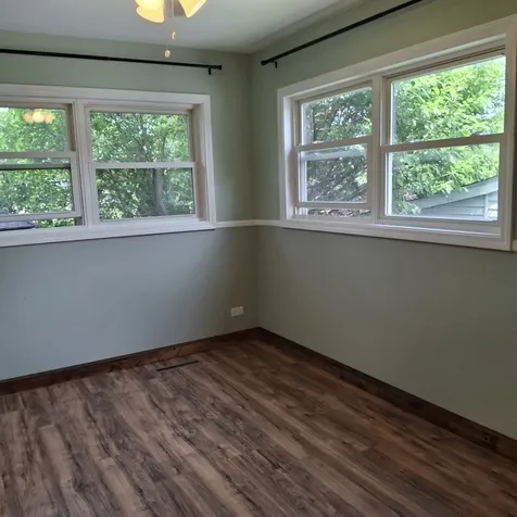 700 Larkdale Row Wauconda IL 60084