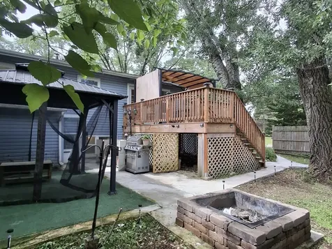 700 Larkdale Row Wauconda IL 60084