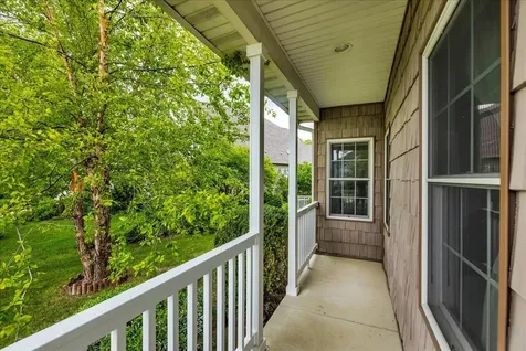 1618 English Oak Drive Champaign IL 61822