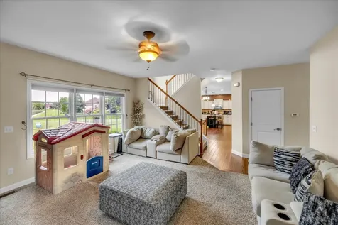 1618 English Oak Drive Champaign IL 61822