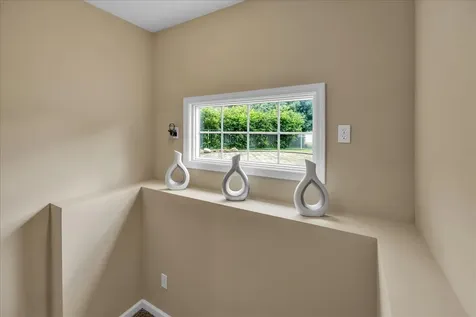 1618 English Oak Drive Champaign IL 61822