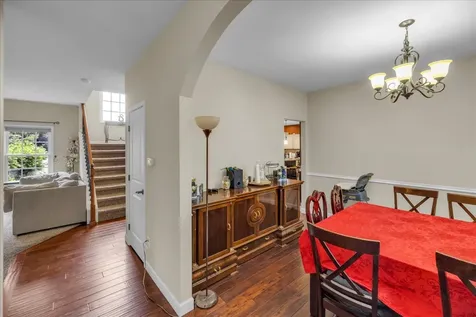 1618 English Oak Drive Champaign IL 61822