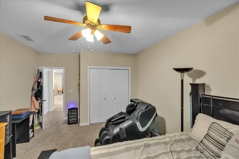1618 English Oak Drive Champaign IL 61822