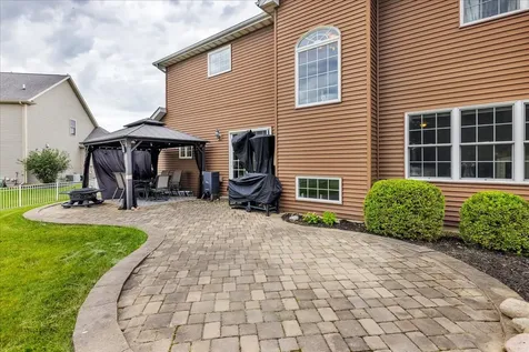 1618 English Oak Drive Champaign IL 61822