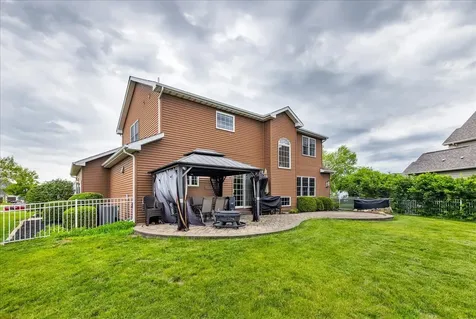 1618 English Oak Drive Champaign IL 61822
