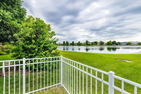 1618 English Oak Drive Champaign IL 61822