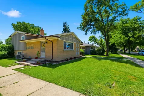 4501 Blanchan Avenue Brookfield IL 60513