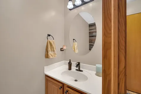 1915 Somerset Court Romeoville IL 60446