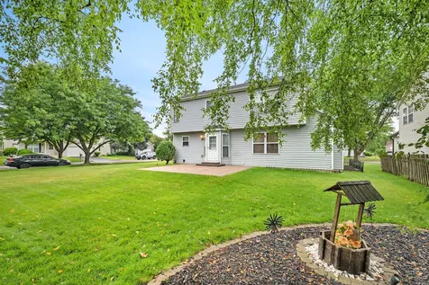 1915 Somerset Court Romeoville IL 60446