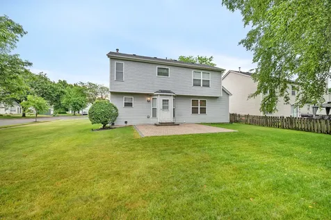 1915 Somerset Court Romeoville IL 60446
