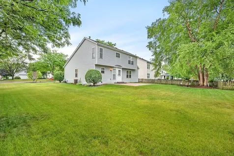 1915 Somerset Court Romeoville IL 60446