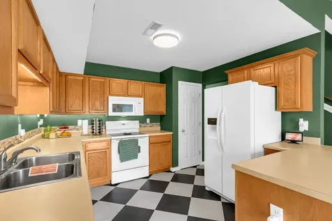 3413 Stoneway Court Champaign IL 61822