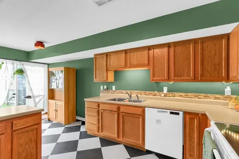 3413 Stoneway Court Champaign IL 61822