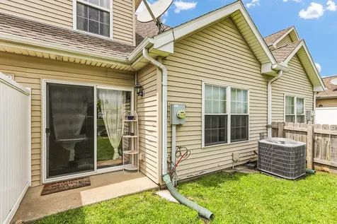 3413 Stoneway Court Champaign IL 61822