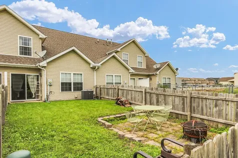 3413 Stoneway Court Champaign IL 61822